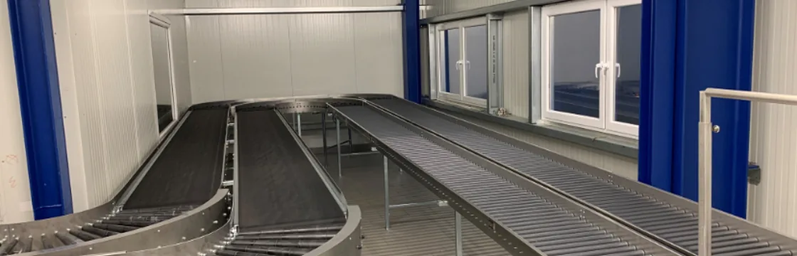 Produktionsmaschinen einer Fertigungslinie zur Bewertung und Verwertung